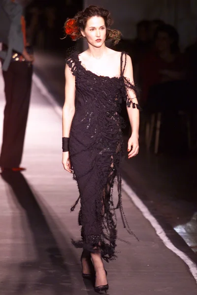 Look 25